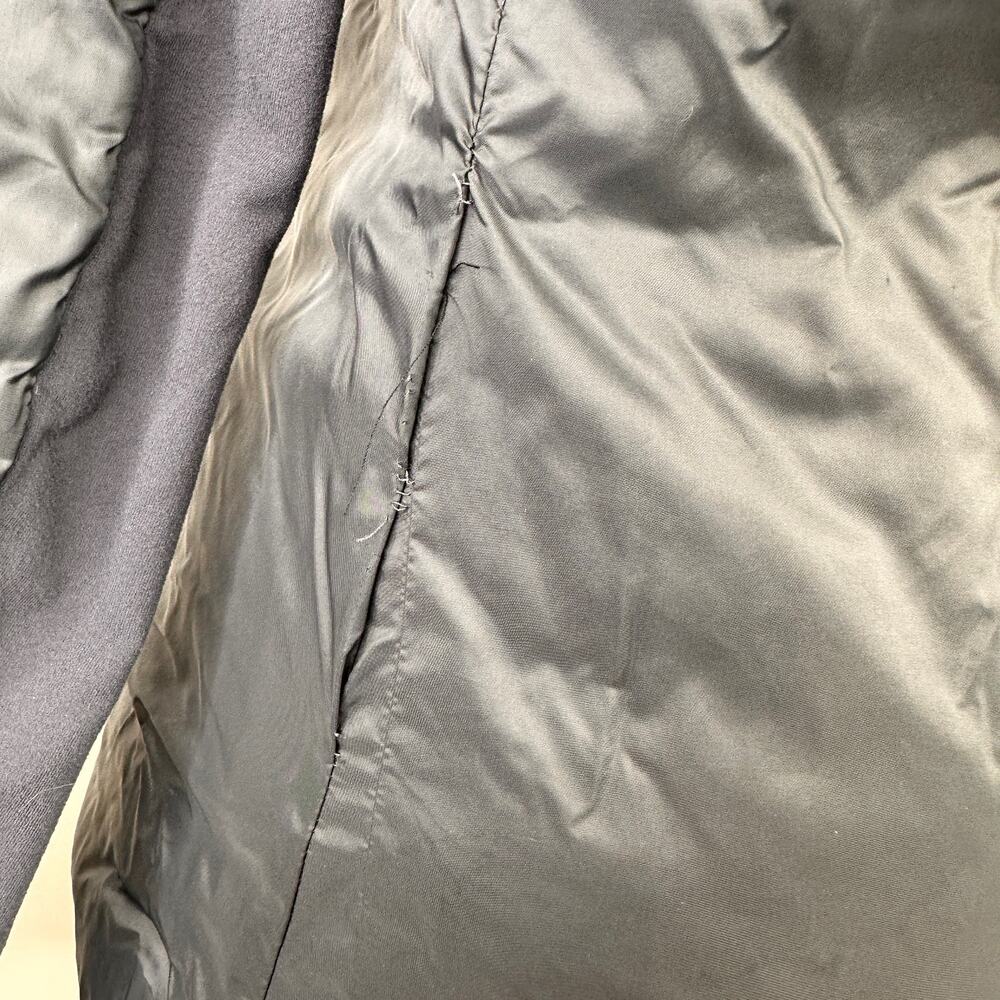 Lululemon Run Turn Around Women's Black Gray Reversible Jacket - Picture 2 of 11